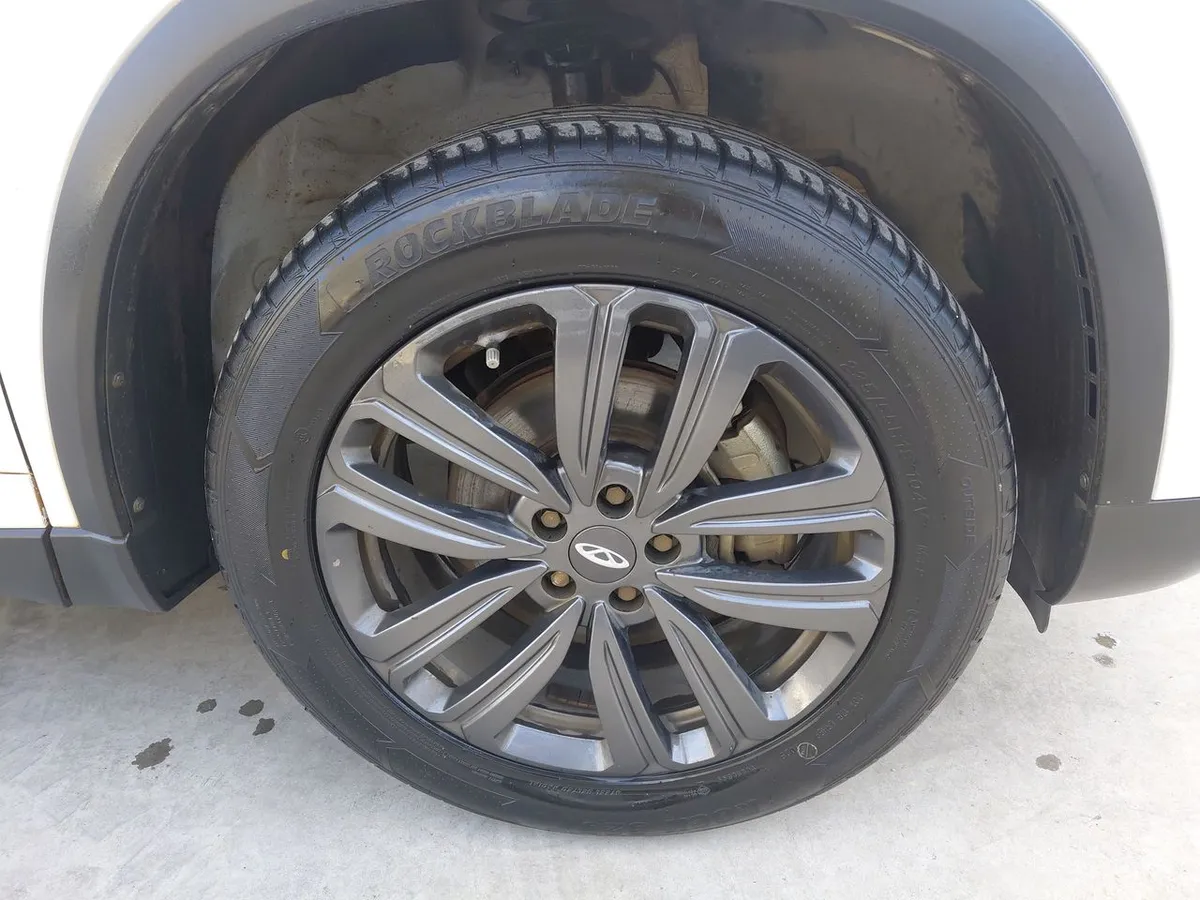 Chery Tiggo 8 1.5t Gl 4x2 Mt6 5p año 2023