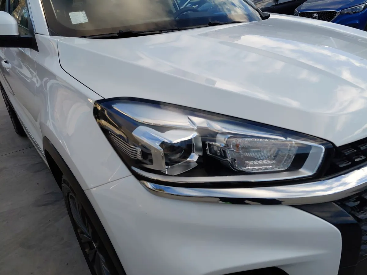 Chery Tiggo 8 1.5t Gl 4x2 Mt6 5p año 2023