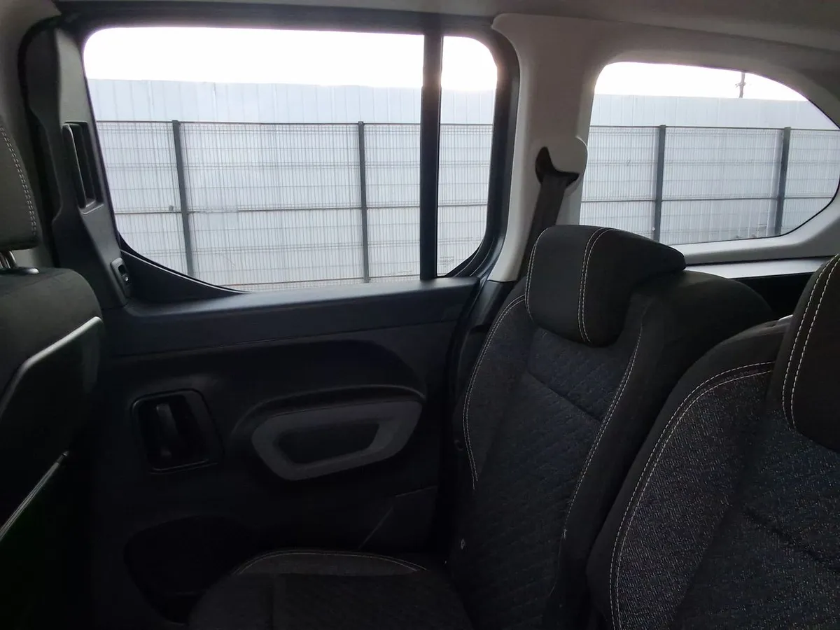 Peugeot Rifter 1.5 Mca Allure Bluehdi Diesel 130 4x2 Eat8 5p año 2025