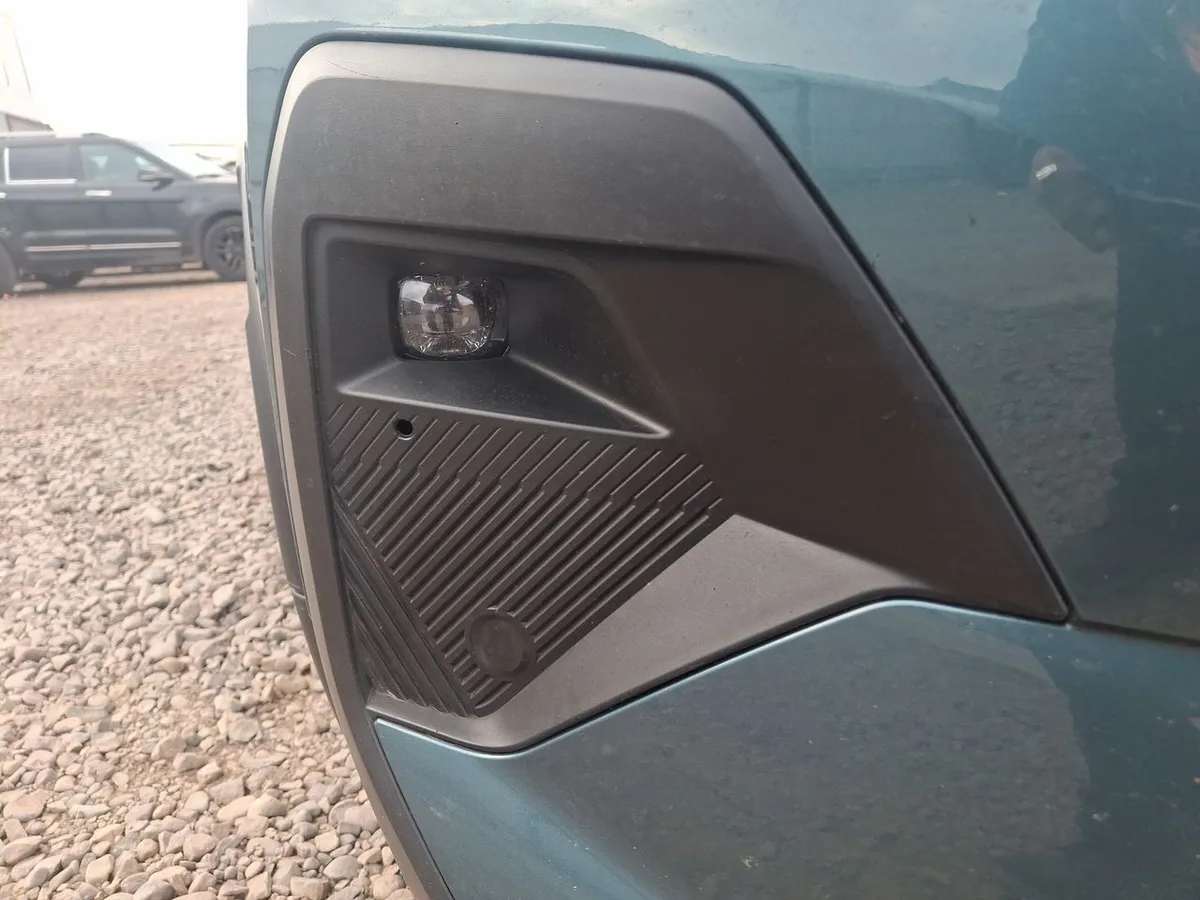 Peugeot Rifter 1.5 Mca Allure Bluehdi Diesel 130 4x2 Eat8 5p año 2025