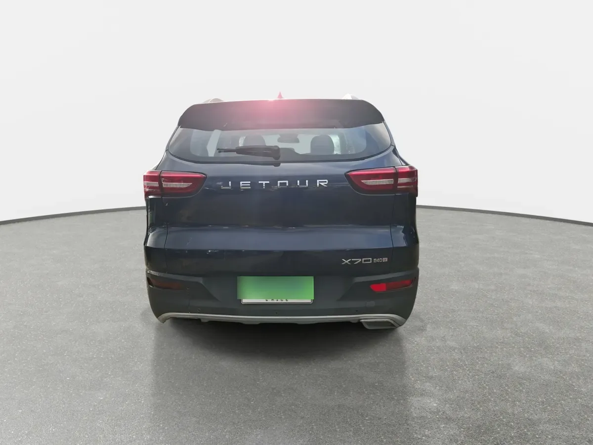 Jetour X70 1.5t Gls 4x2 Mt 5p año 2022