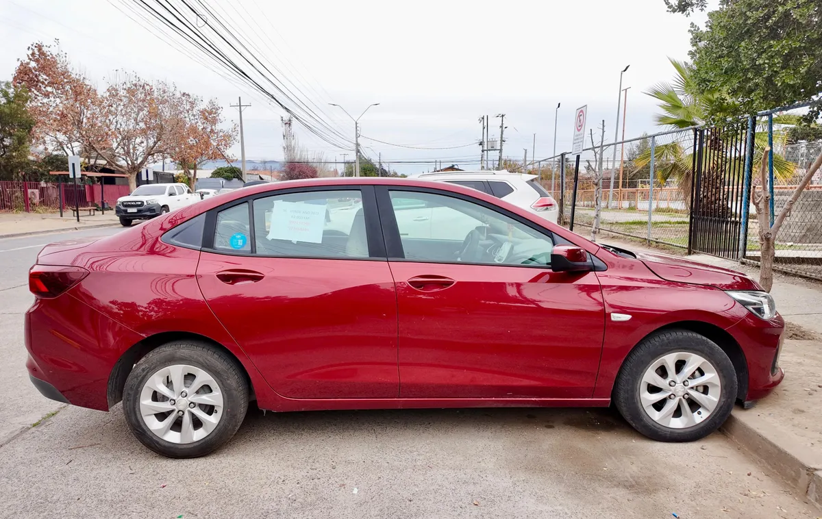 CHEVROLET ONIX 1.0 Premier At año 2021