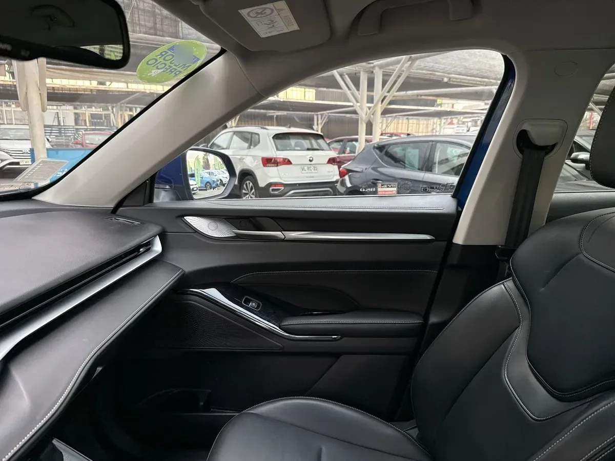 Haval H6 2.0 Deluxe 4x2 At 5p año 2023