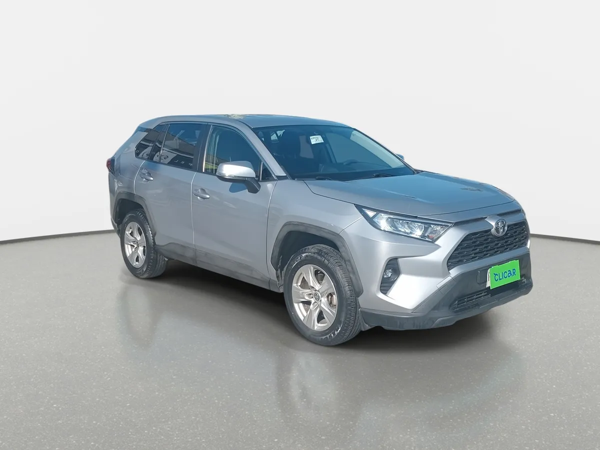 Toyota Rav 4 2.0 Le 4x2 Mt 5p año 2022