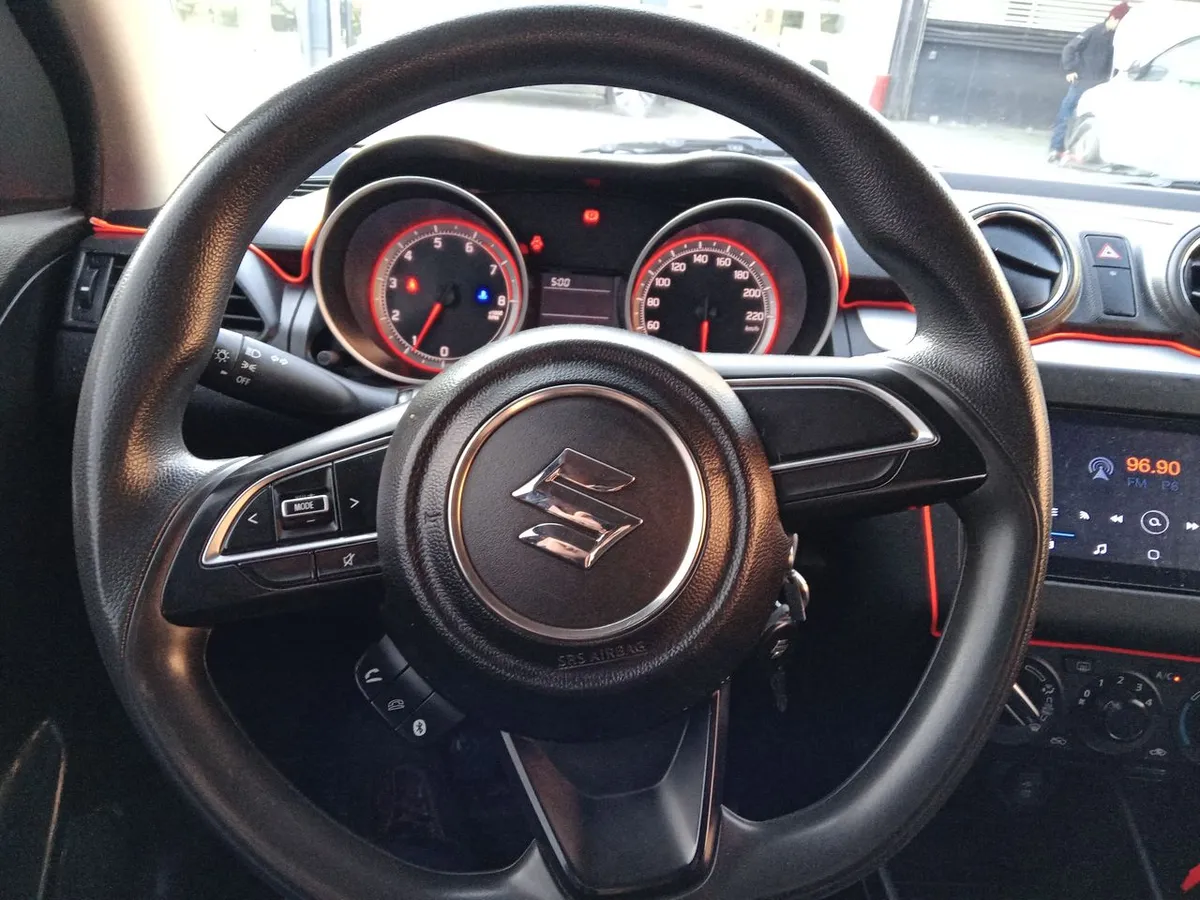 Suzuki Swift 1.2 Gl 4x2 Hb Mt 5p año 2022