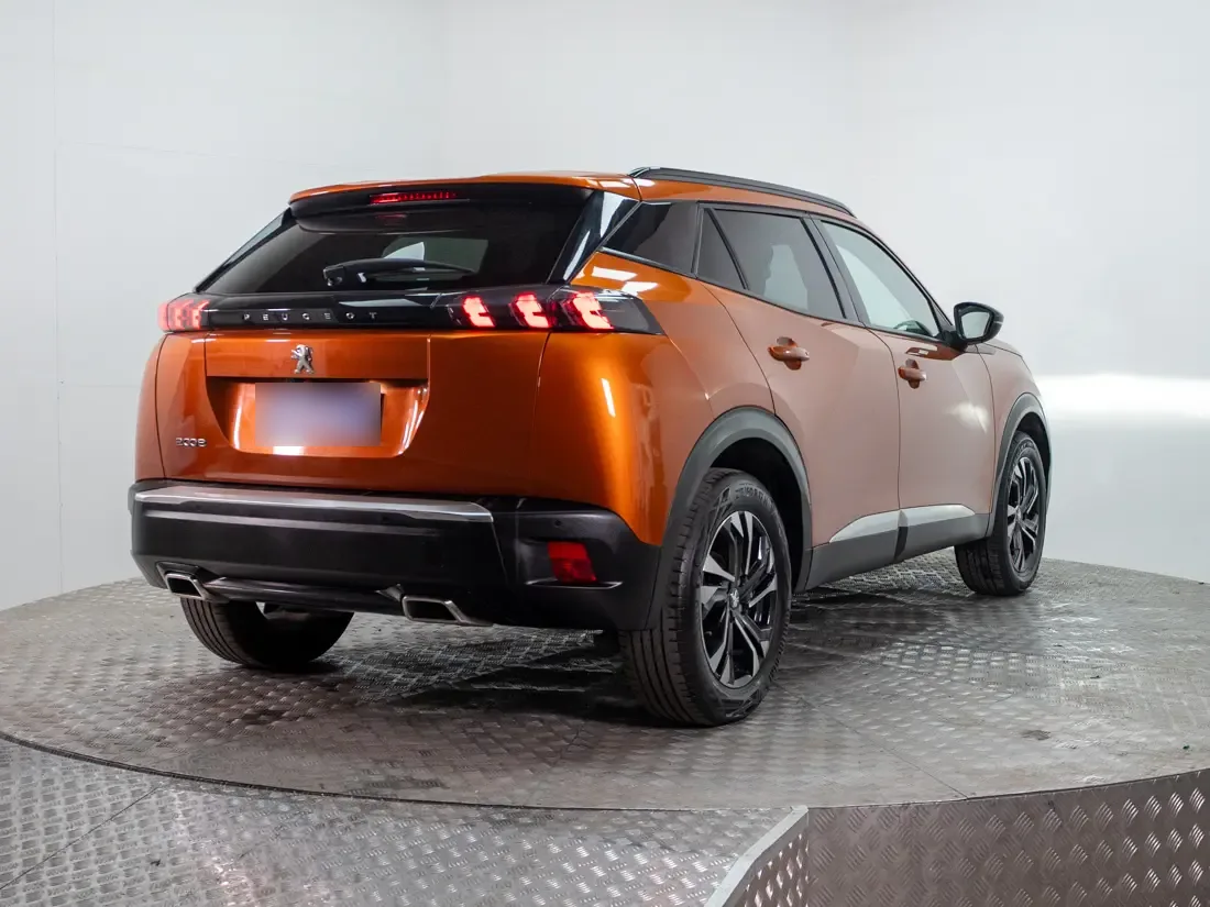 Peugeot 2008 2008 1.2 Active Pack Puretech 130 Mt año 2023