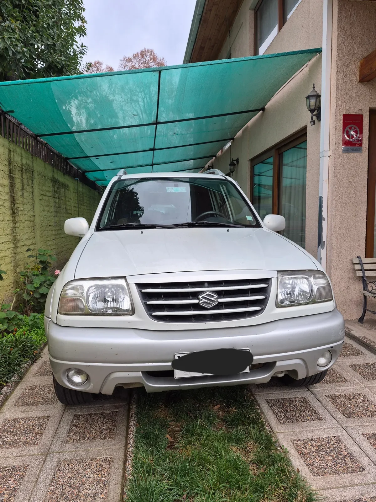 SUZUKI GRAND NOMADE 2.0 Mt Glx 4x4 año 2005