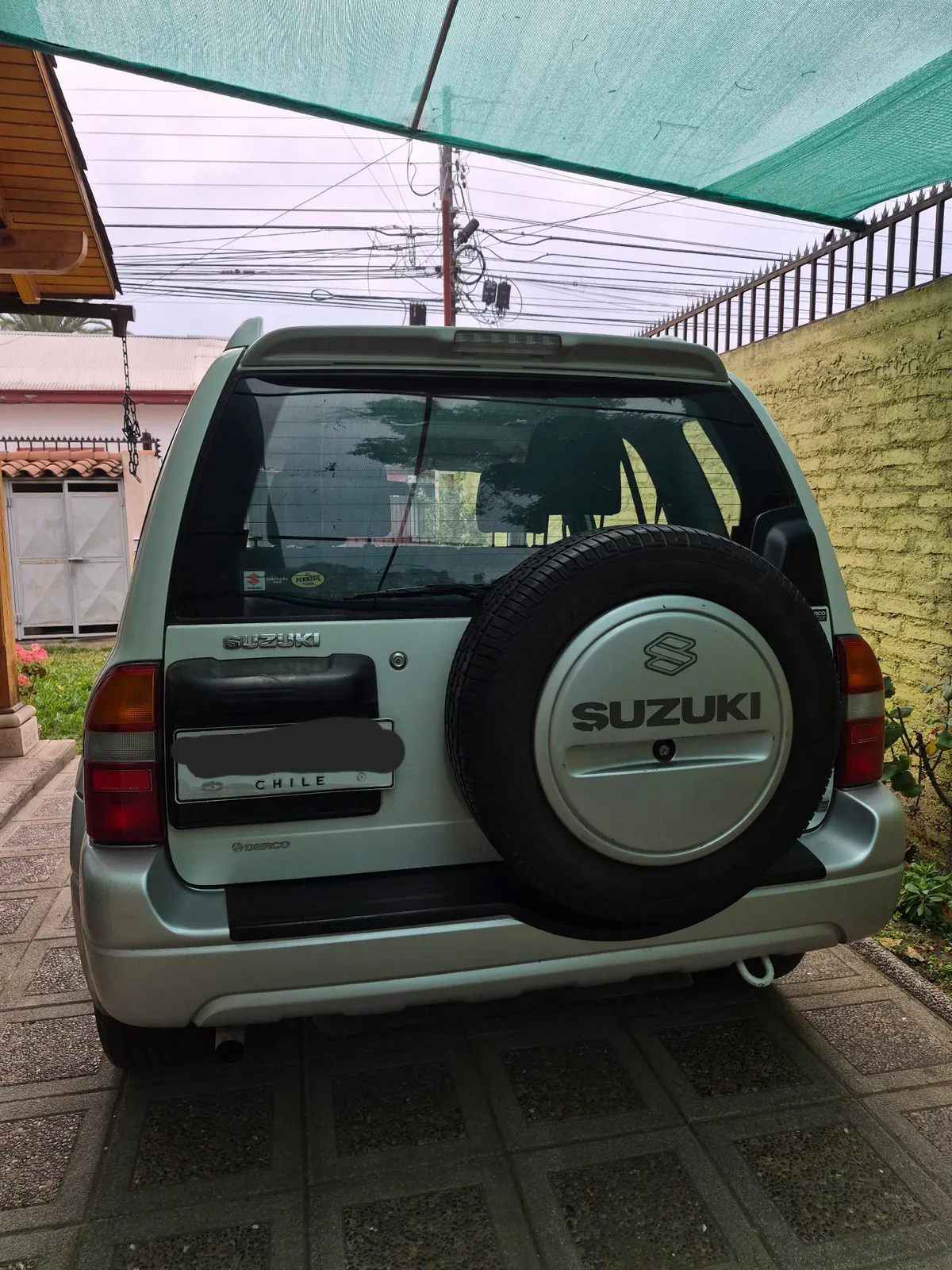 SUZUKI GRAND NOMADE 2.0 Mt Glx 4x4 año 2005