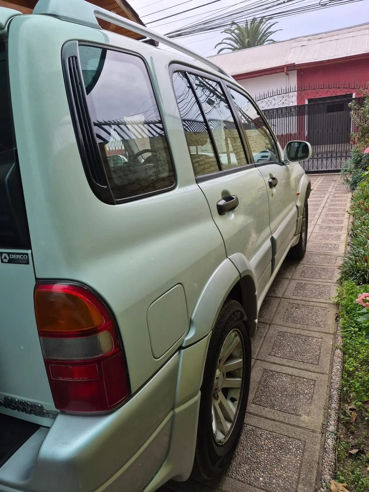 SUZUKI GRAND NOMADE 2.0 Mt Glx 4x4 año 2005