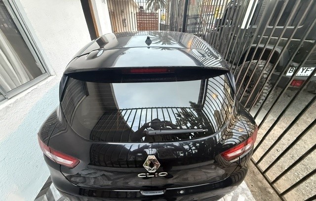 Renault Clio 0.9 Authentique Mt año 2021