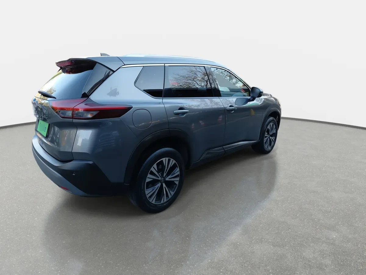 Nissan X-Trail 2.5 Advance 4x2 3row Cvt At 5p año 2023