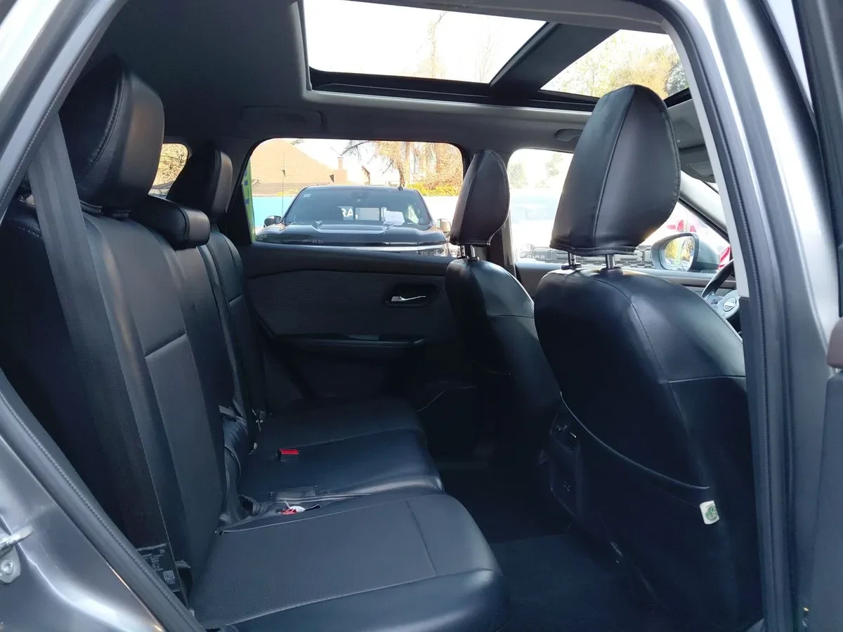 Nissan X-Trail 2.5 Advance 4x2 3row Cvt At 5p año 2023