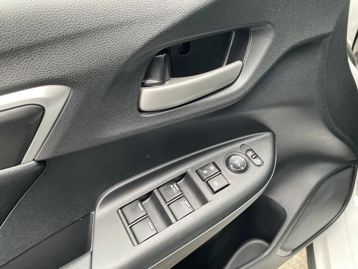 Honda Wr-V 1.5 Ex 4x2 Cvt At 5p año 2025