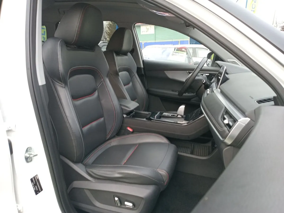Chery Tiggo 7 Pro 1.5t Glx 4x2 Cvt At 5p año 2024