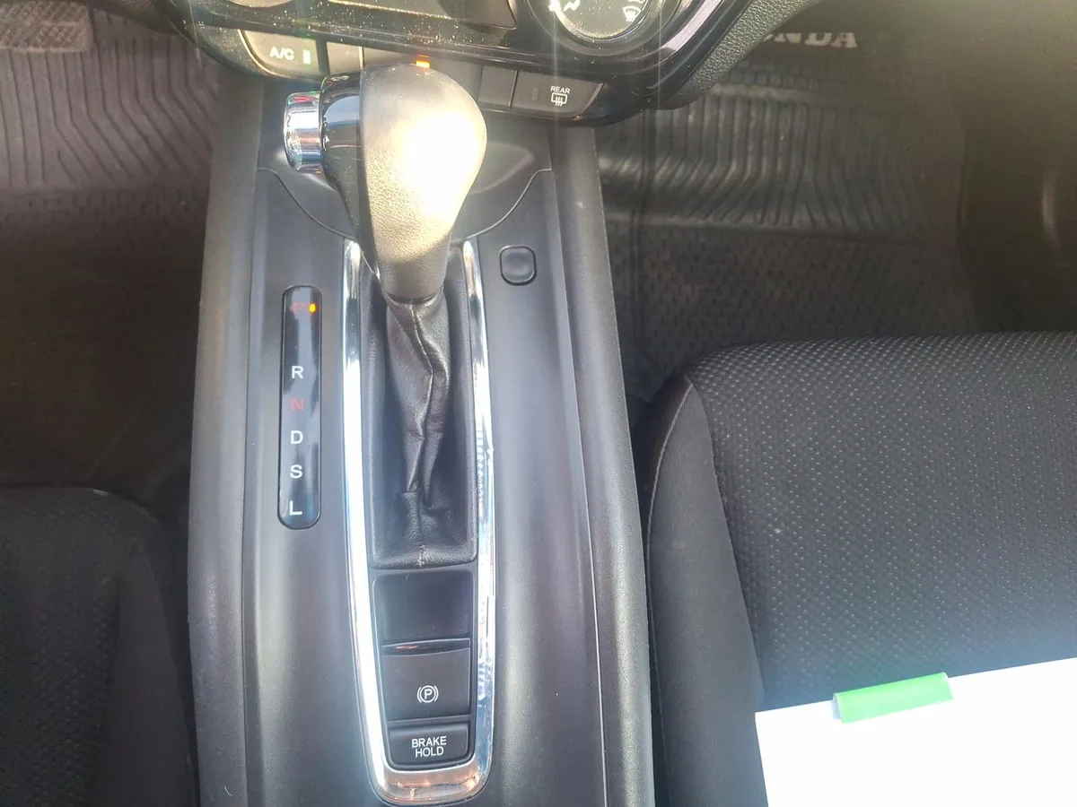 Honda Hr-V 1.8 Lx 4x2 At 5p año 2016
