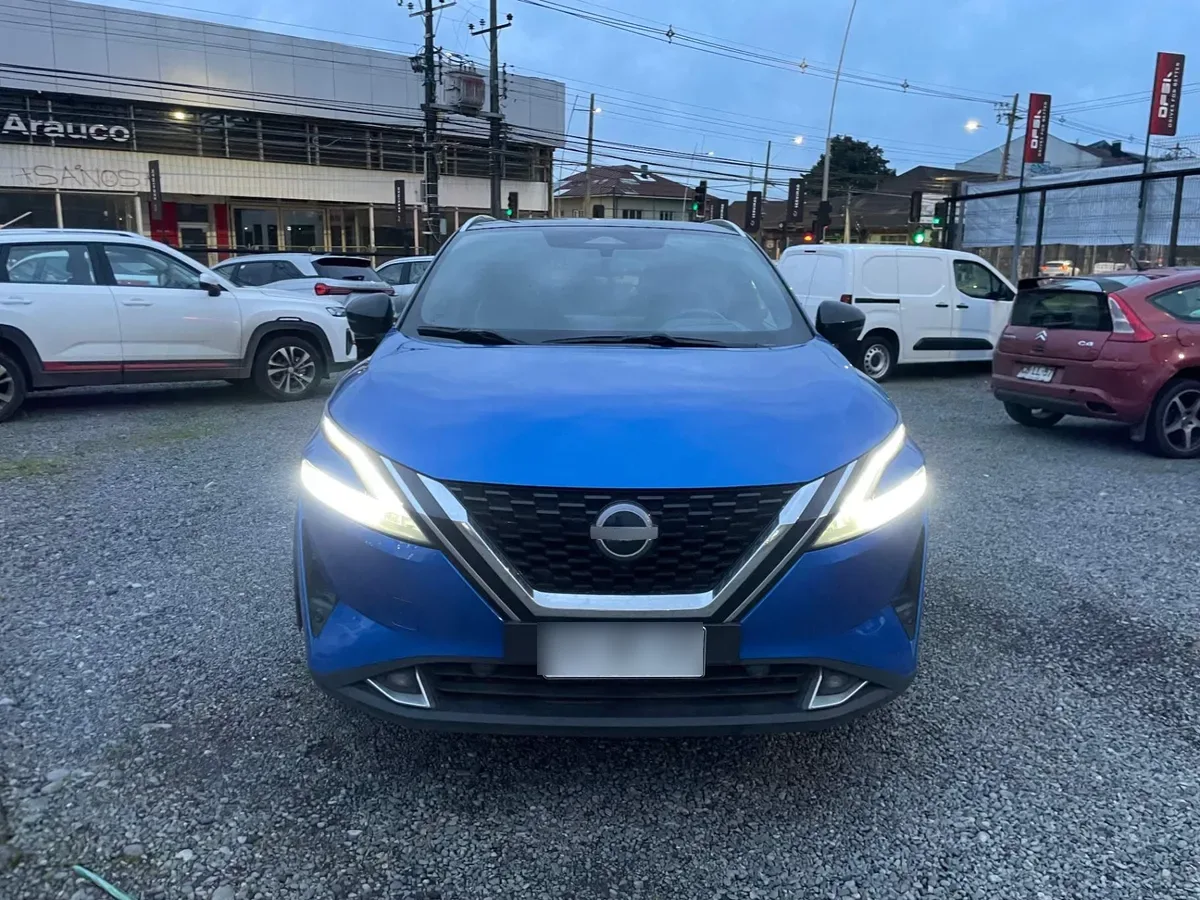 Nissan Qashqai 1.3t Exclusive 4wd Cvt At 5p año 2023