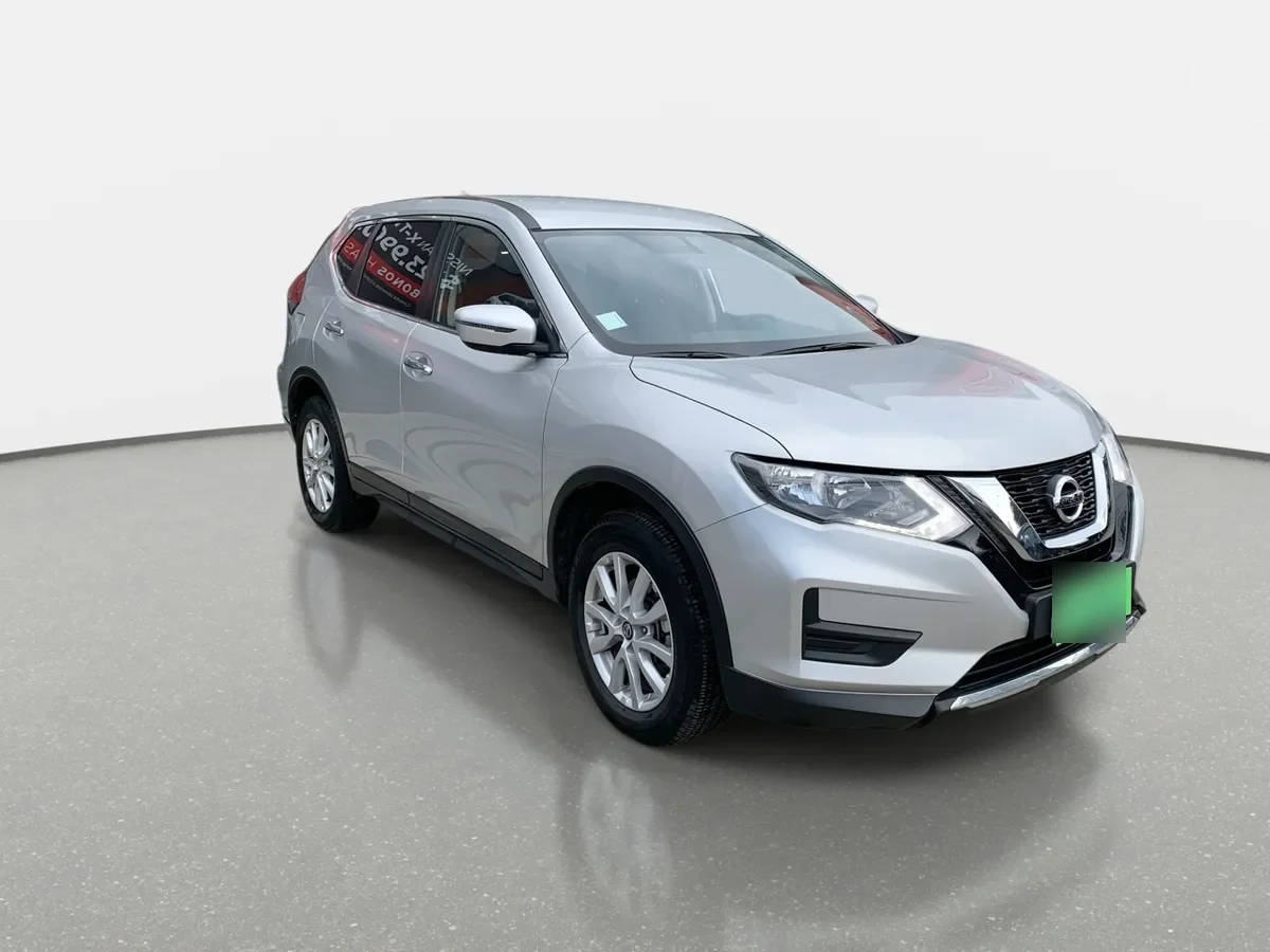 Nissan X-Trail 2.5 Sense 4x2 2row Cvt At 5p año 2023