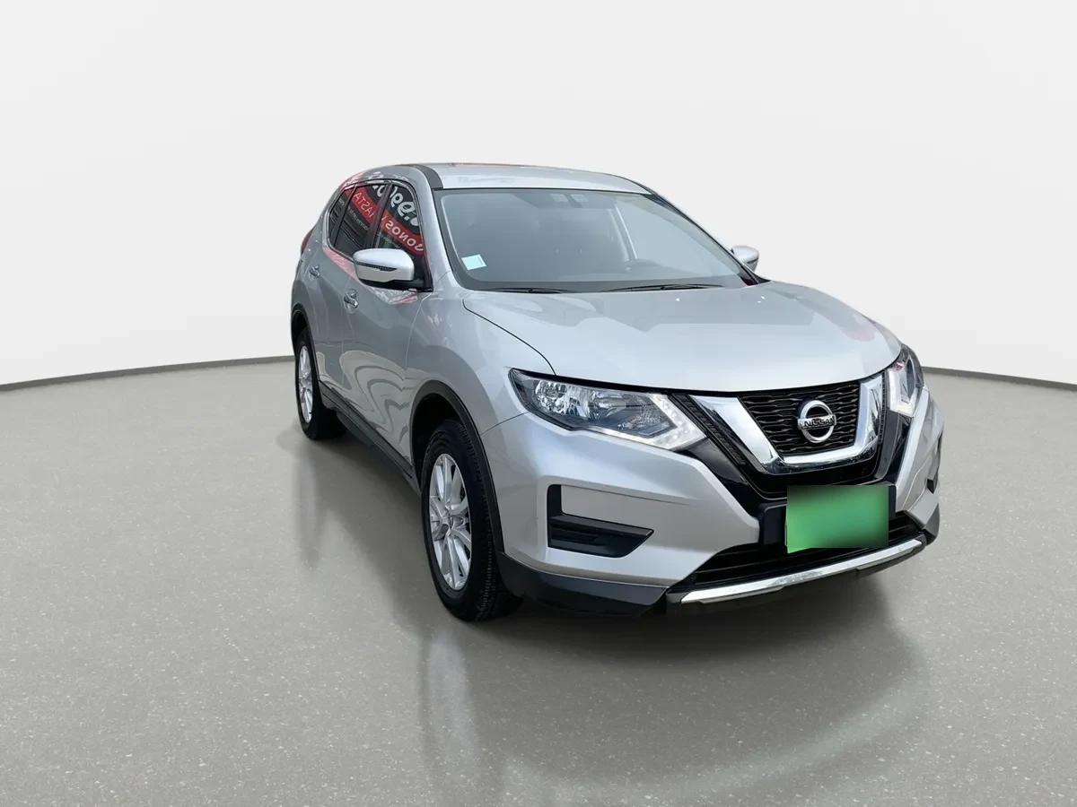 Nissan X-Trail 2.5 Sense 4x2 2row Cvt At 5p año 2023