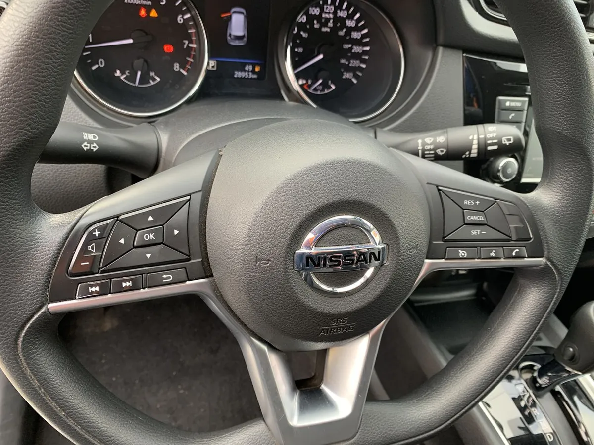 Nissan X-Trail 2.5 Sense 4x2 2row Cvt At 5p año 2023