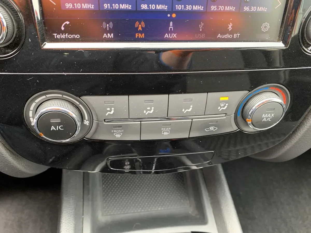 Nissan X-Trail 2.5 Sense 4x2 2row Cvt At 5p año 2023