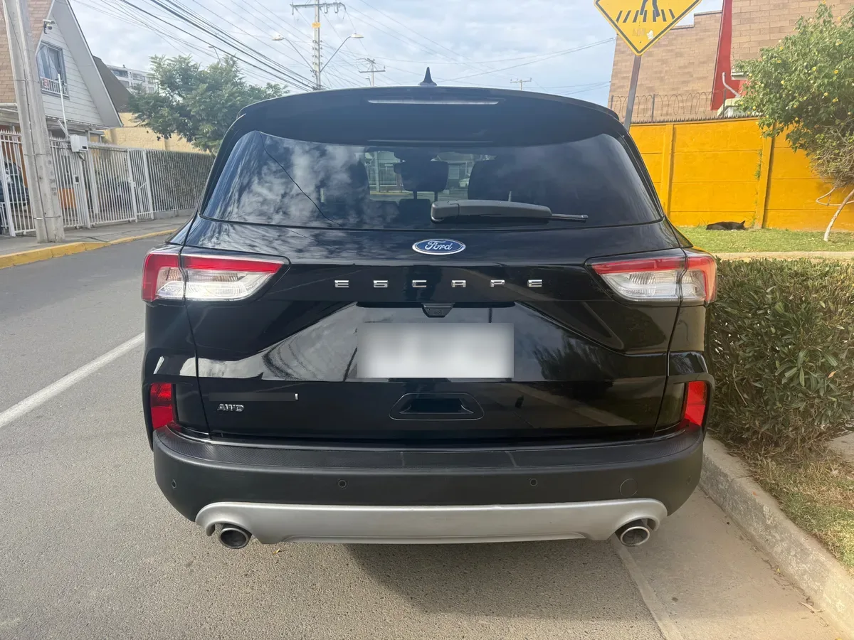 FORD ESCAPE 2.0 Titanium Ecoboost At 4x4 año 2021