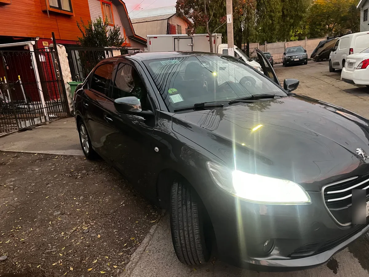 Peugeot 301 1.6 Vti 115hp Mt año 2016