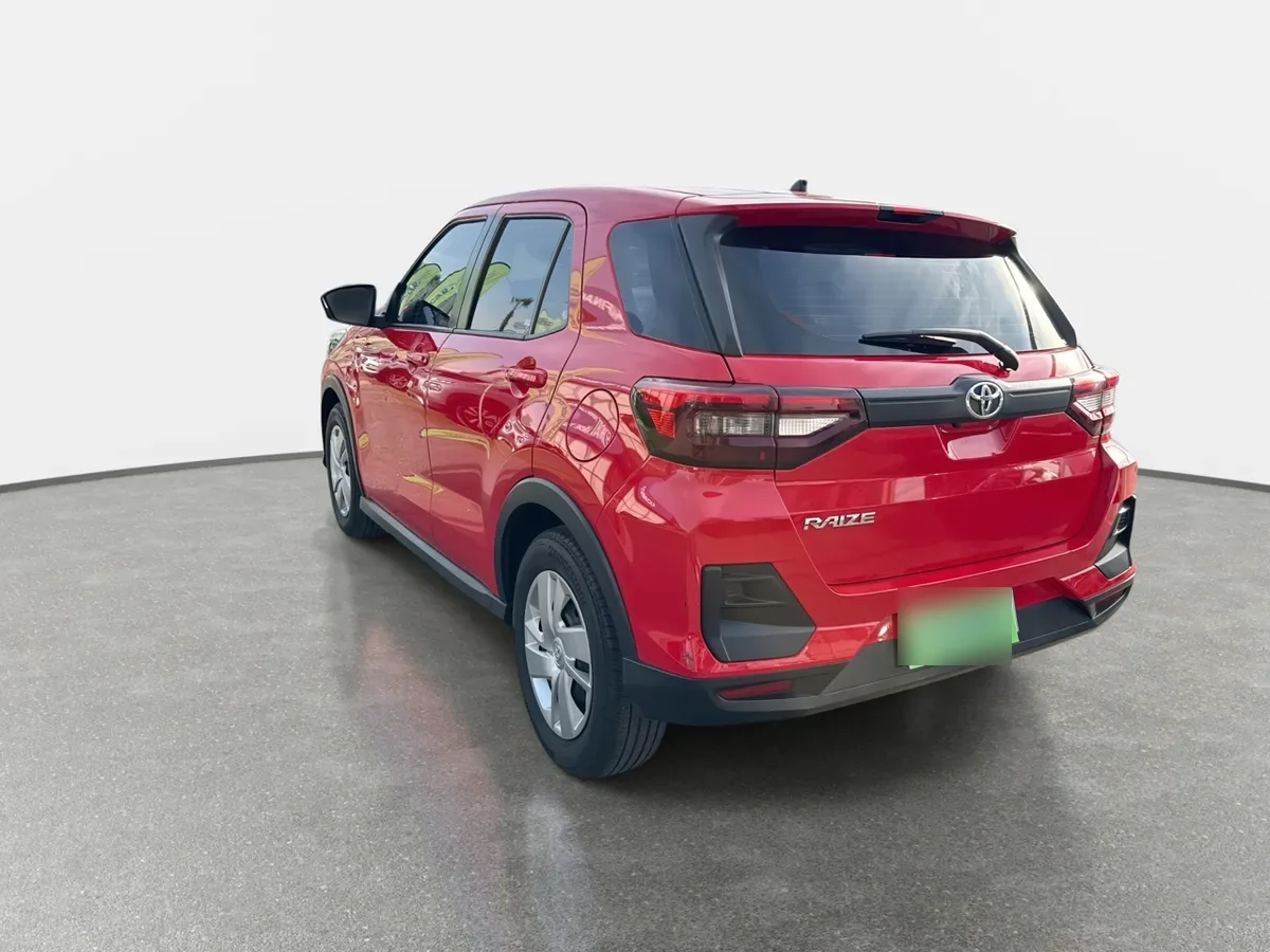 Toyota Raize 1.2 I 4x2 Mt 5p año 2023