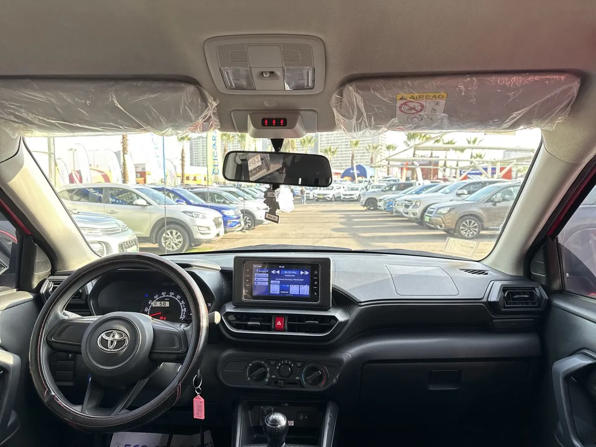 Toyota Raize 1.2 I 4x2 Mt 5p año 2023