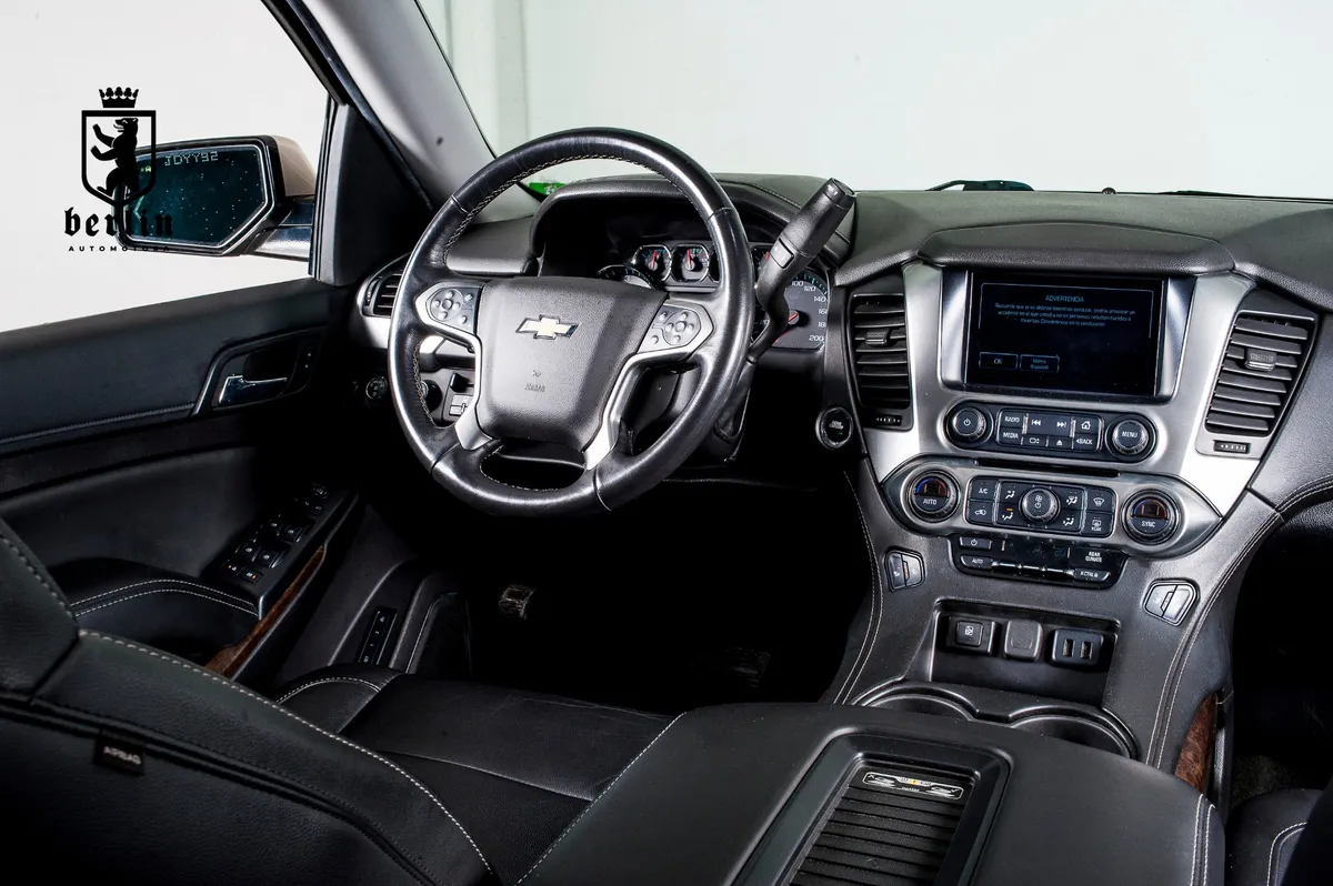 Chevrolet Tahoe 5.3 Lt Iv Su At 4x4 año 2017