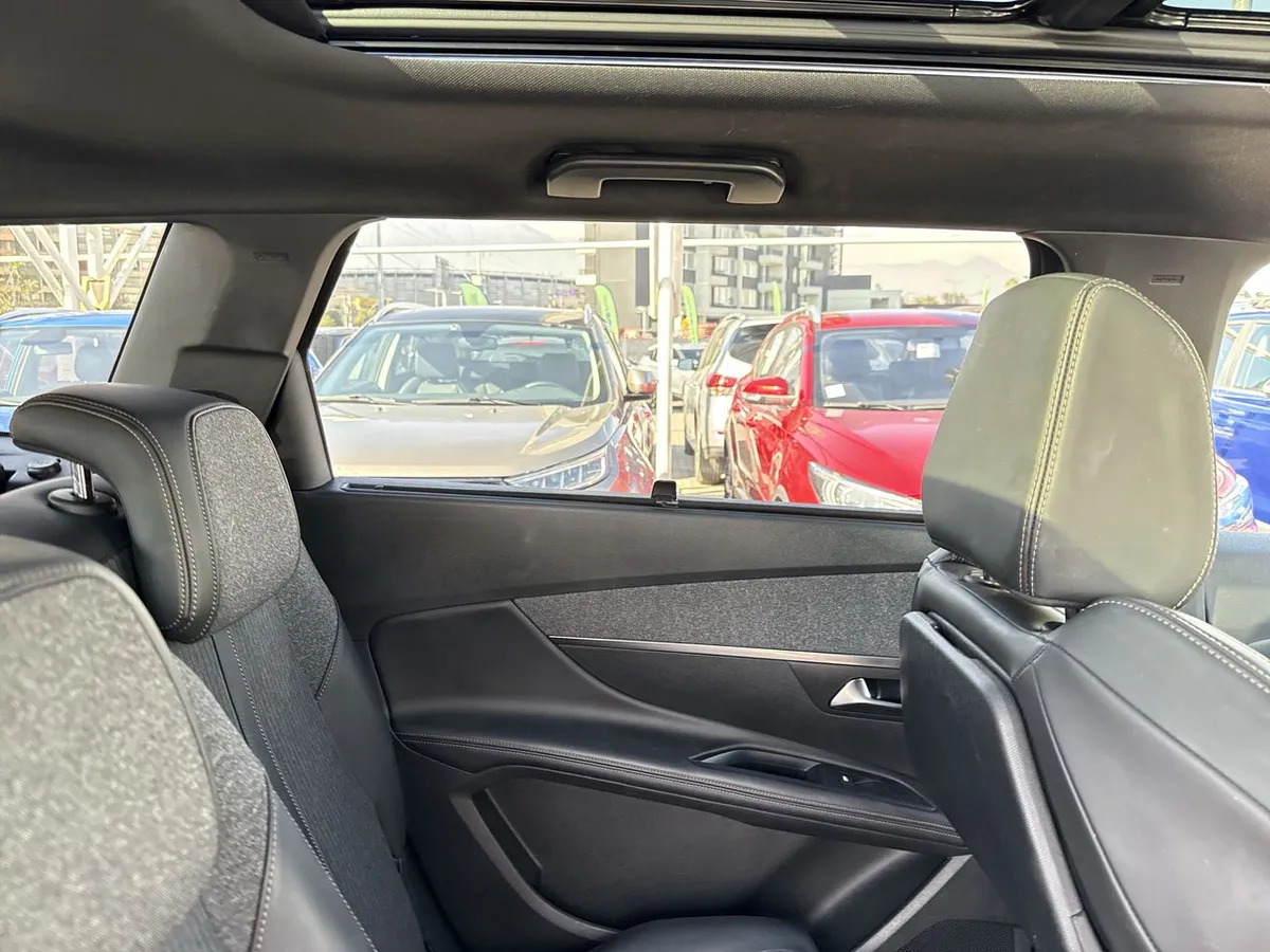 Peugeot 5008 1.6 Gt-Line 4x2 At 5p año 2019