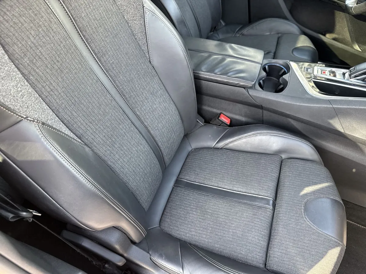 Peugeot 5008 1.6 Gt-Line 4x2 At 5p año 2019
