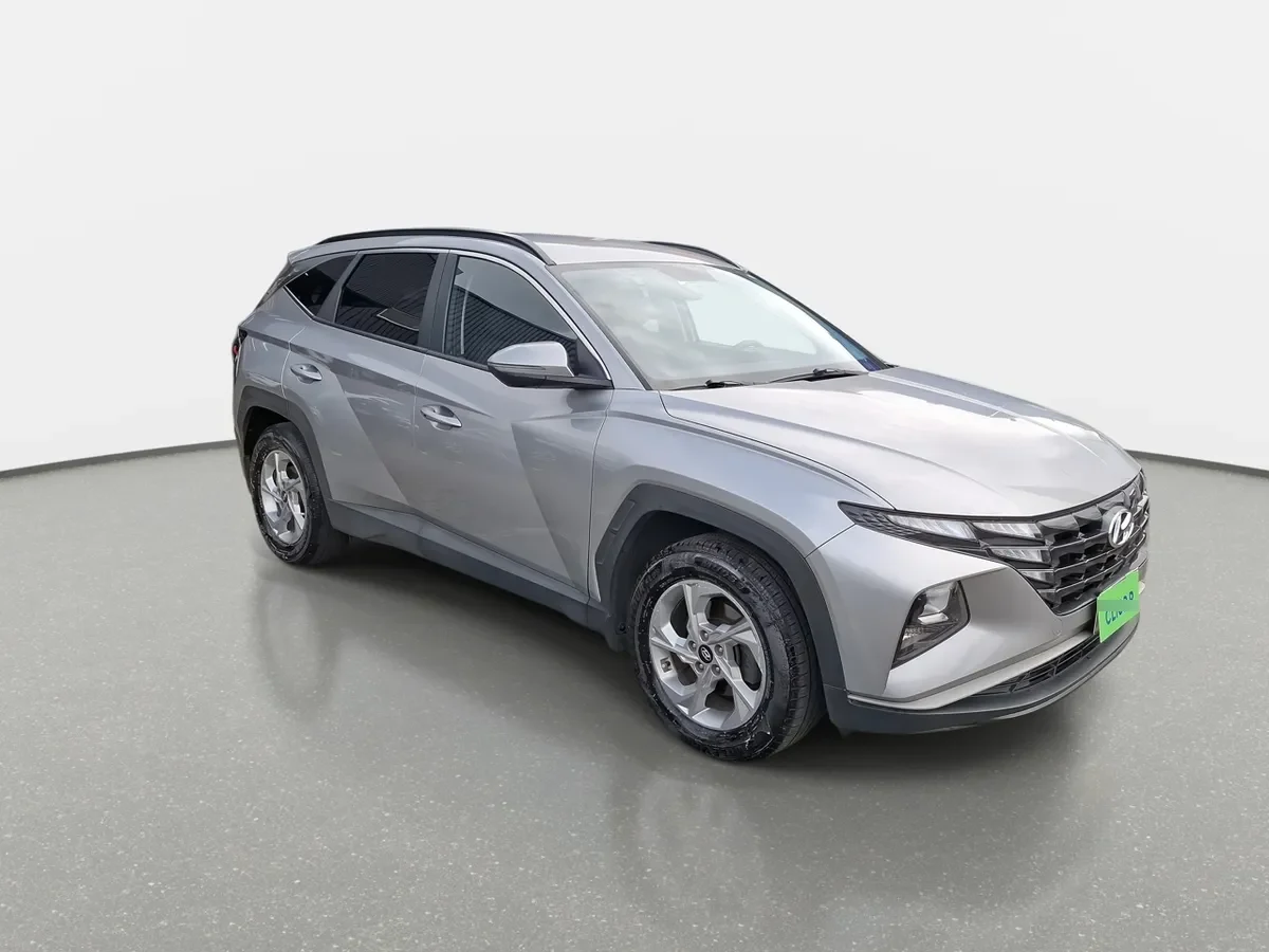 Hyundai Tucson 1.6 Nx4 Plus 2wd At 5p año 2023