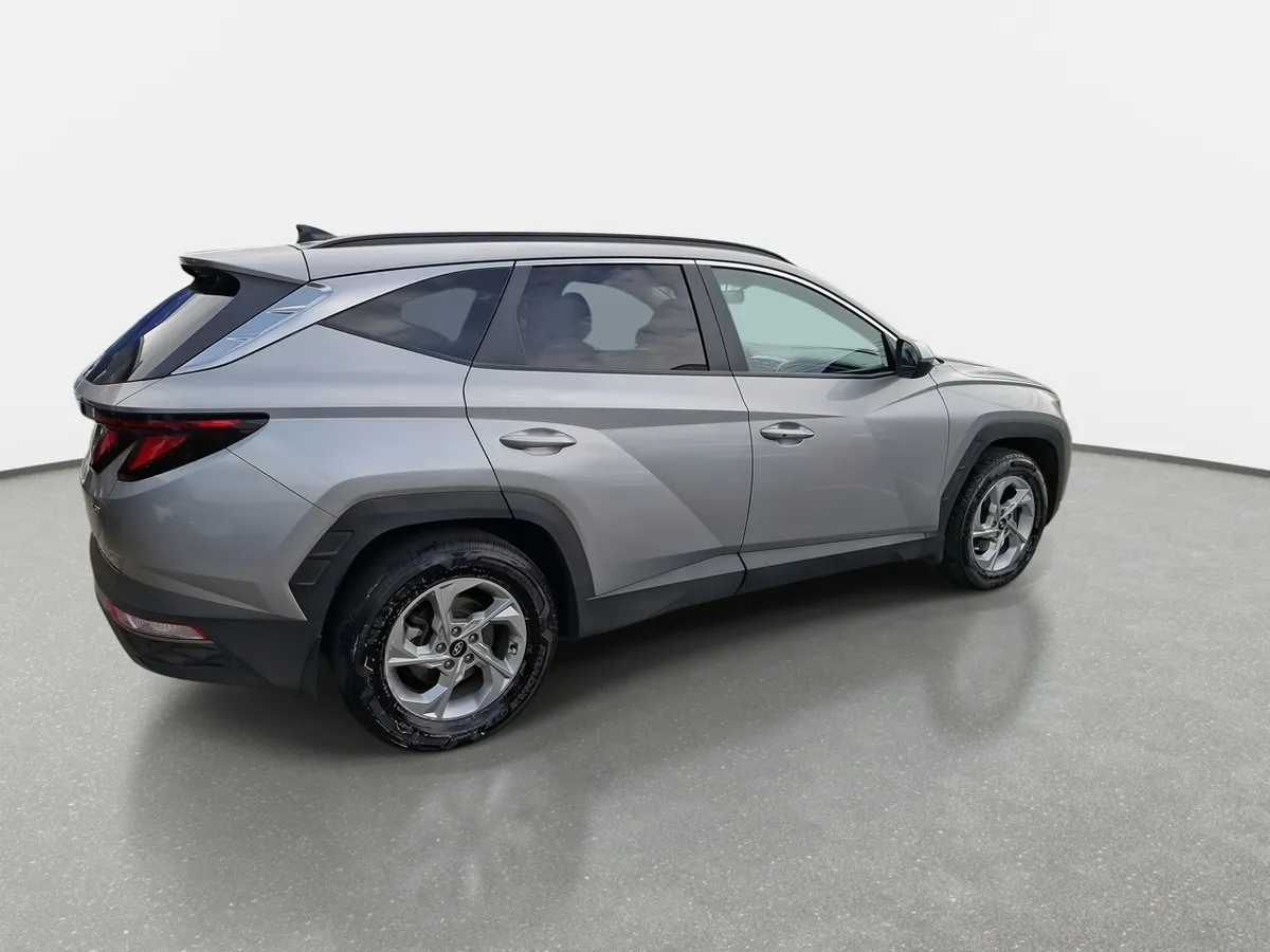 Hyundai Tucson 1.6 Nx4 Plus 2wd At 5p año 2023