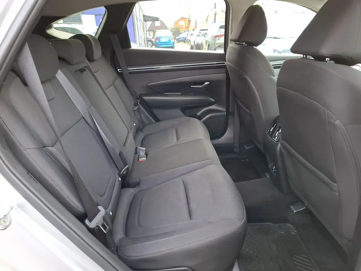 Hyundai Tucson 1.6 Nx4 Plus 2wd At 5p año 2023