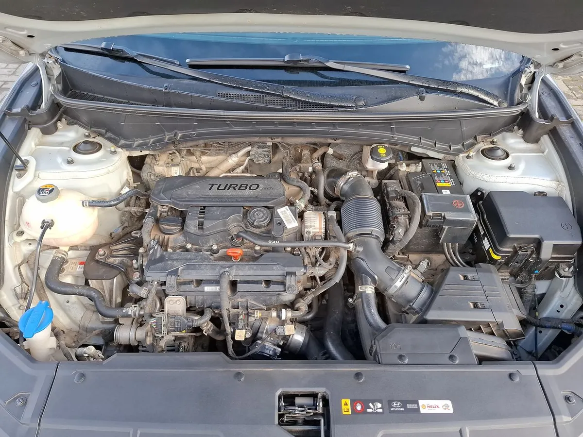 Hyundai Tucson 1.6 Nx4 Plus 2wd At 5p año 2023