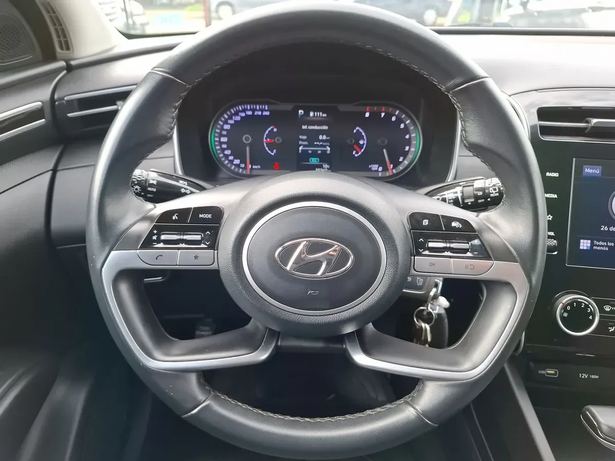 Hyundai Tucson 1.6 Nx4 Plus 2wd At 5p año 2023