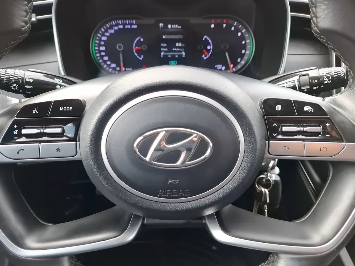 Hyundai Tucson 1.6 Nx4 Plus 2wd At 5p año 2023