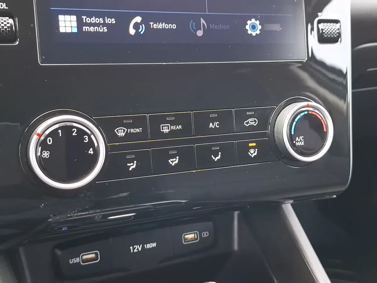Hyundai Tucson 1.6 Nx4 Plus 2wd At 5p año 2023
