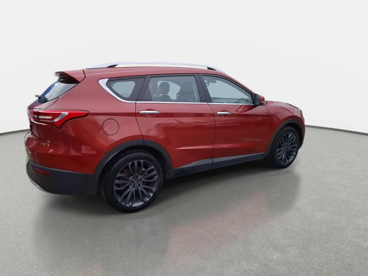 Jetour X70 1.5t Glx 4x2 At 5p año 2023