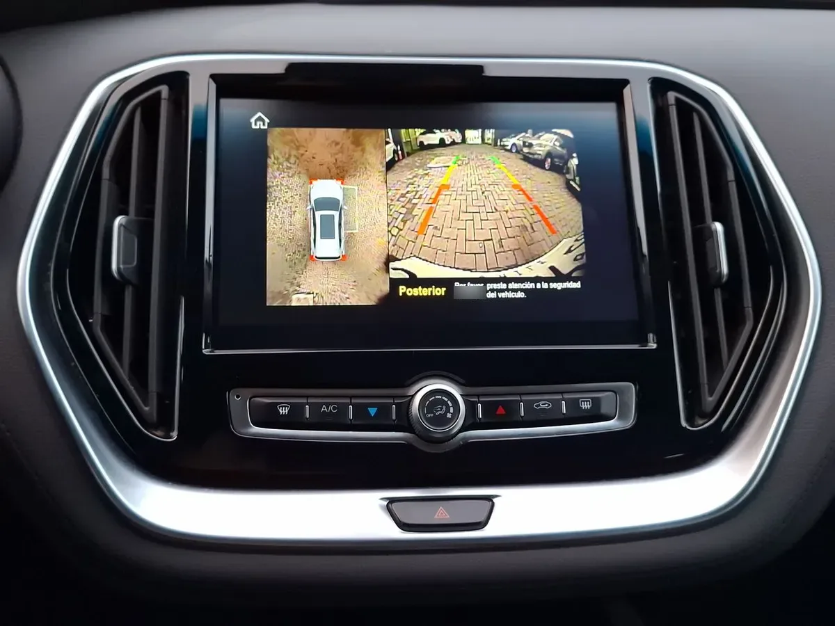 Jetour X70 1.5t Glx 4x2 At 5p año 2023