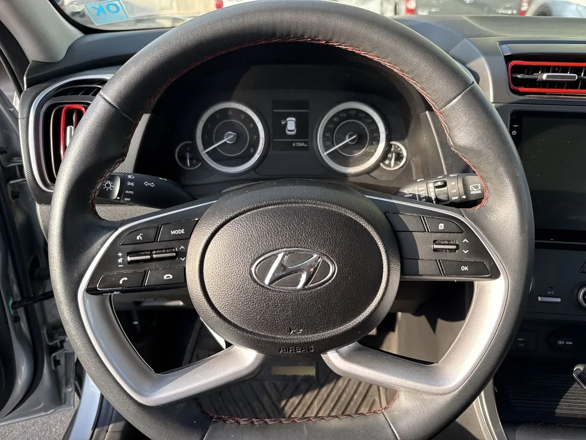 Hyundai Creta 1.5 Plus Su2i 4x2 At 5p año 2023