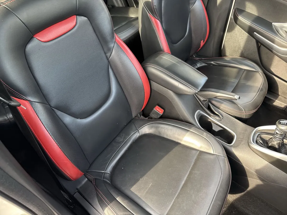 Chevrolet Groove 1.5 Premier 4x2 Mt 5p año 2021