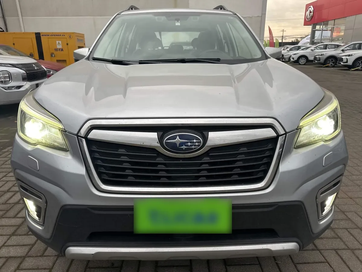 Subaru Forester 2.5i Limited Eyesight Awd At 5p año 2021