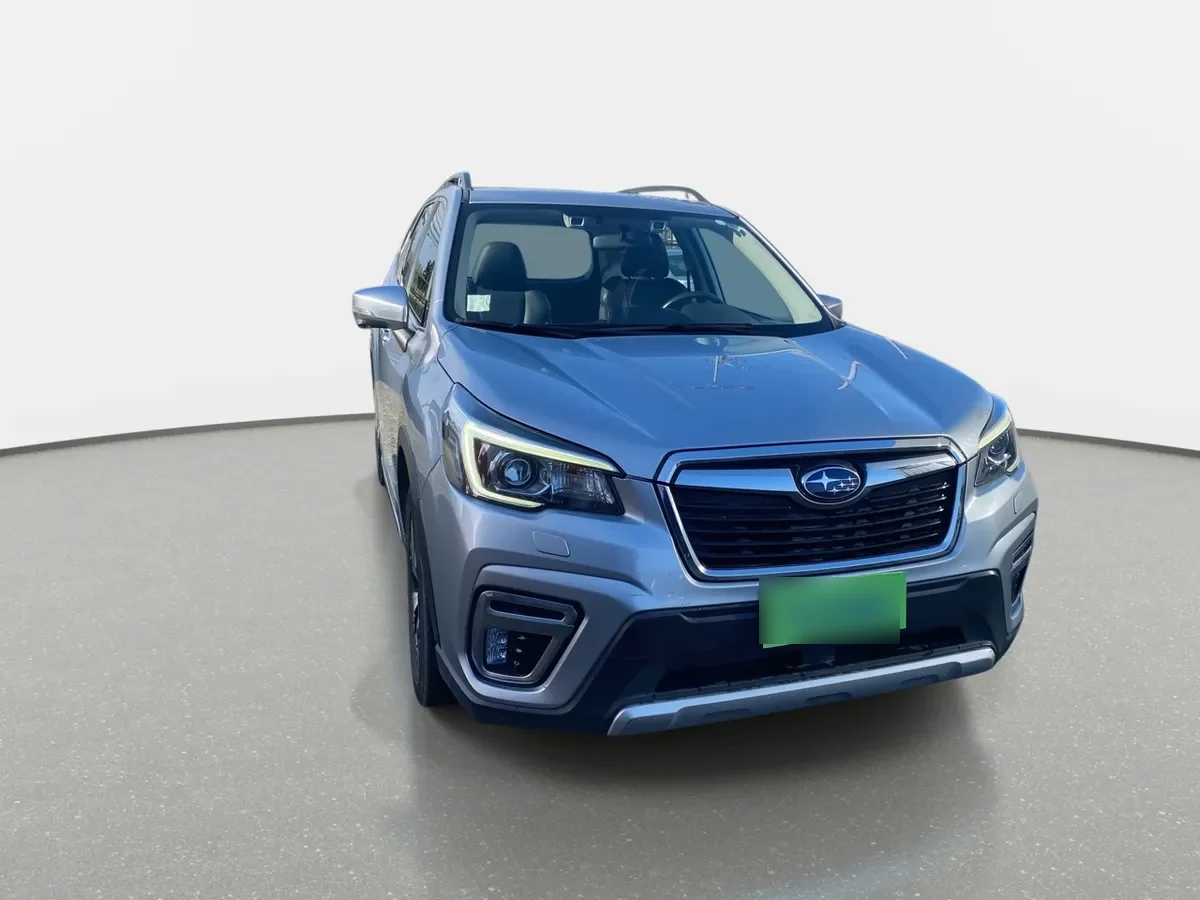 Subaru Forester 2.0i Limited Eyesight Awd At 5p año 2021
