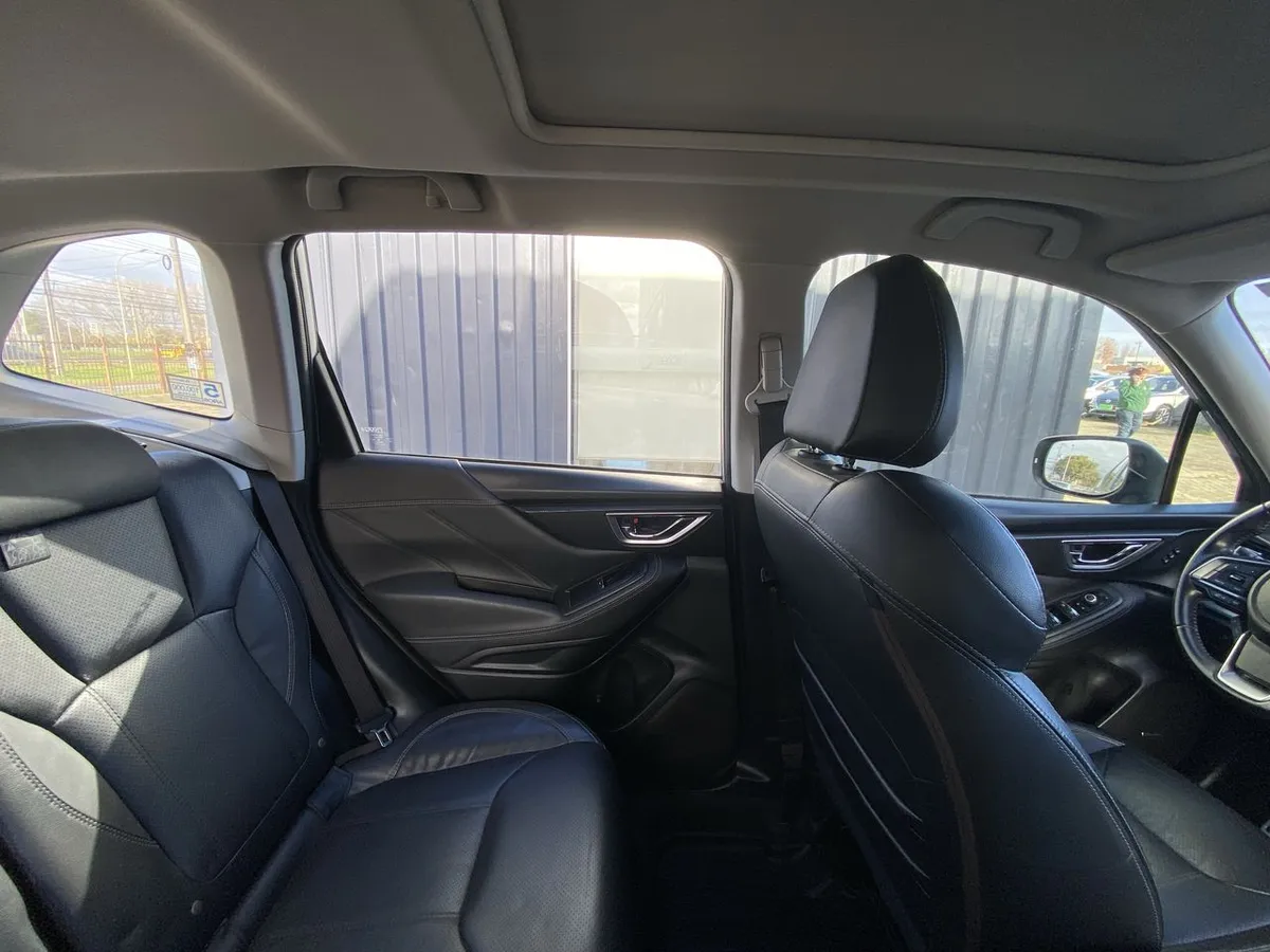 Subaru Forester 2.0i Limited Eyesight Awd At 5p año 2021