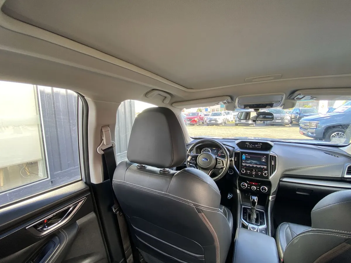 Subaru Forester 2.0i Limited Eyesight Awd At 5p año 2021