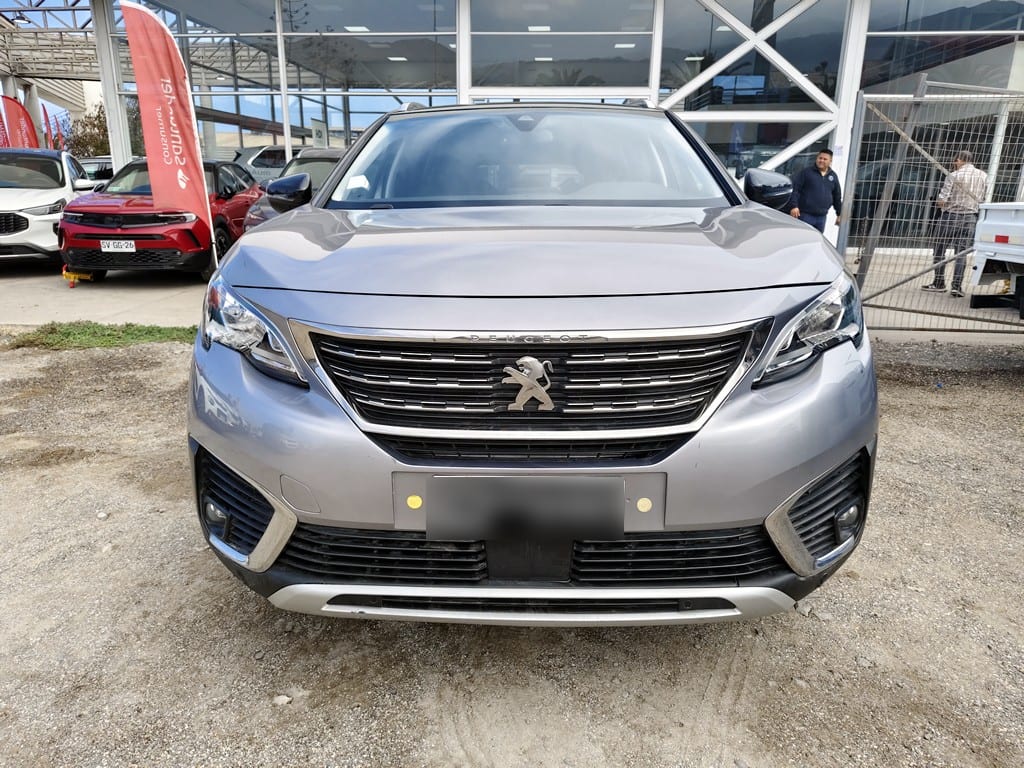 Peugeot 5008 Allure Pack año 2021