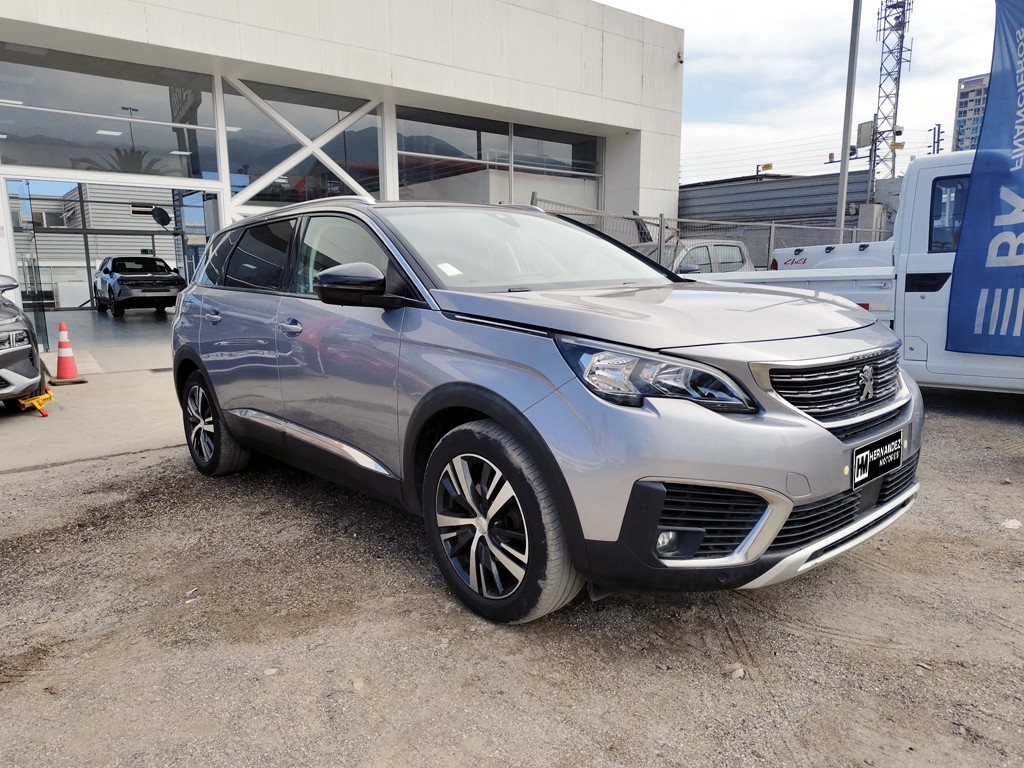 Peugeot 5008 Allure Pack año 2021