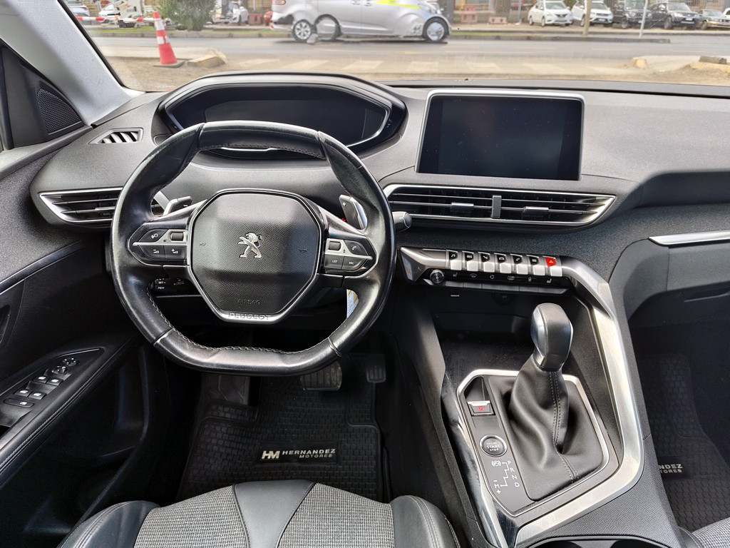 Peugeot 5008 Allure Pack año 2021