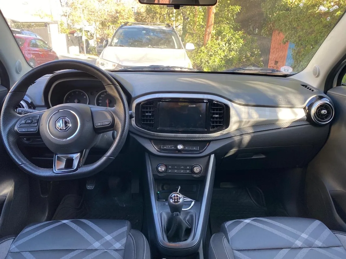 MG Mg3 1.5 Std Mt año 2023
